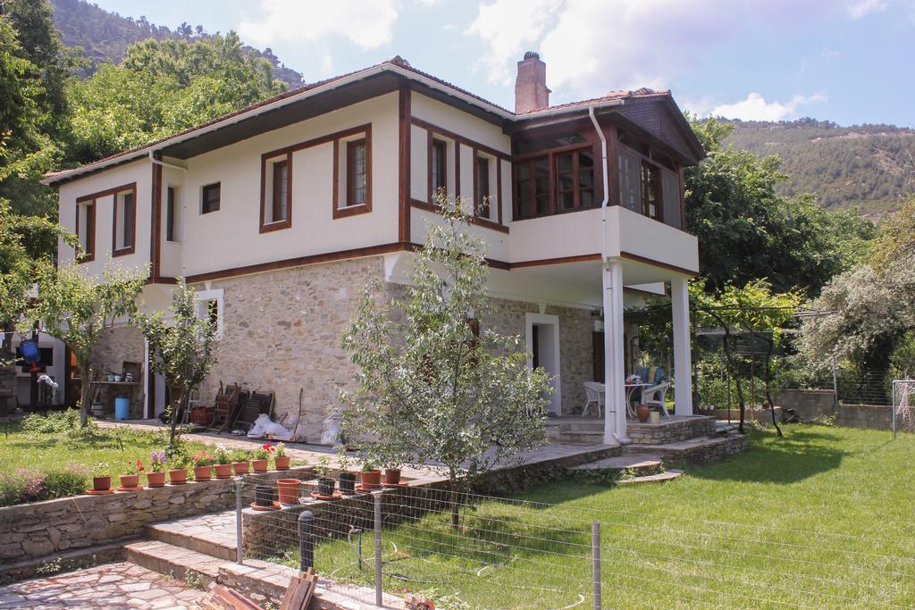 Doctors' House Mikros Prinos Villa Szoba fotó